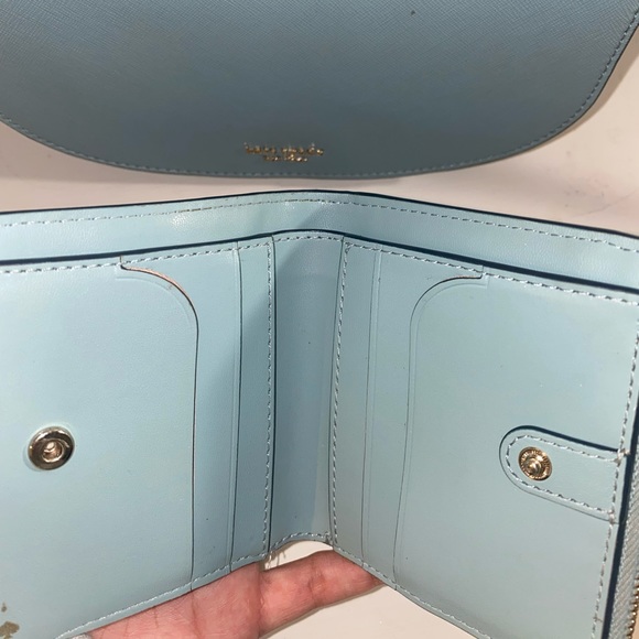 Kate spade Crossbody with matching wallet - Picture 4 of 4